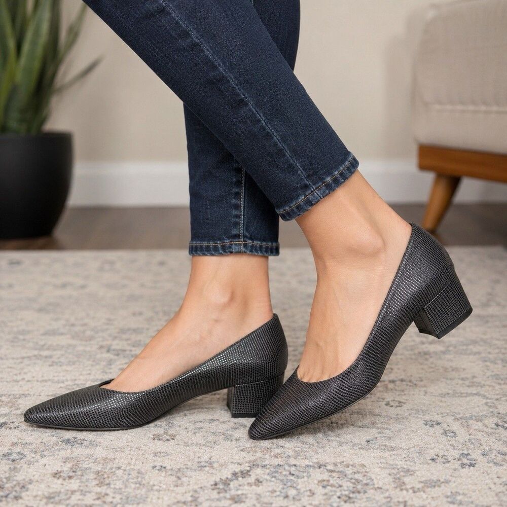 Stuart Weitzman Classic Leather Block Heel Pump With Faux Snakeskin Size 7.5M